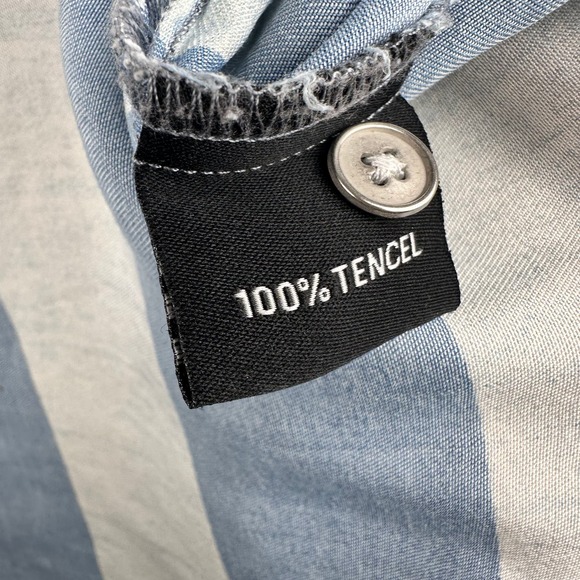 Stars and Stripes T&W Designs Patriotic Flag Womens Denim Style shirt Small - Picture 12 of 13